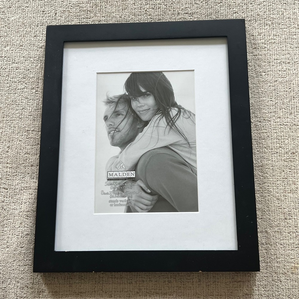 Malden Black Picture Frame 8x10 Matted to 5x7 Tabletop Wall Mount Wood Style‎